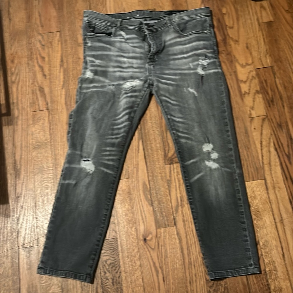 Armani exchange super skinny distressed size 36 men’s jeans